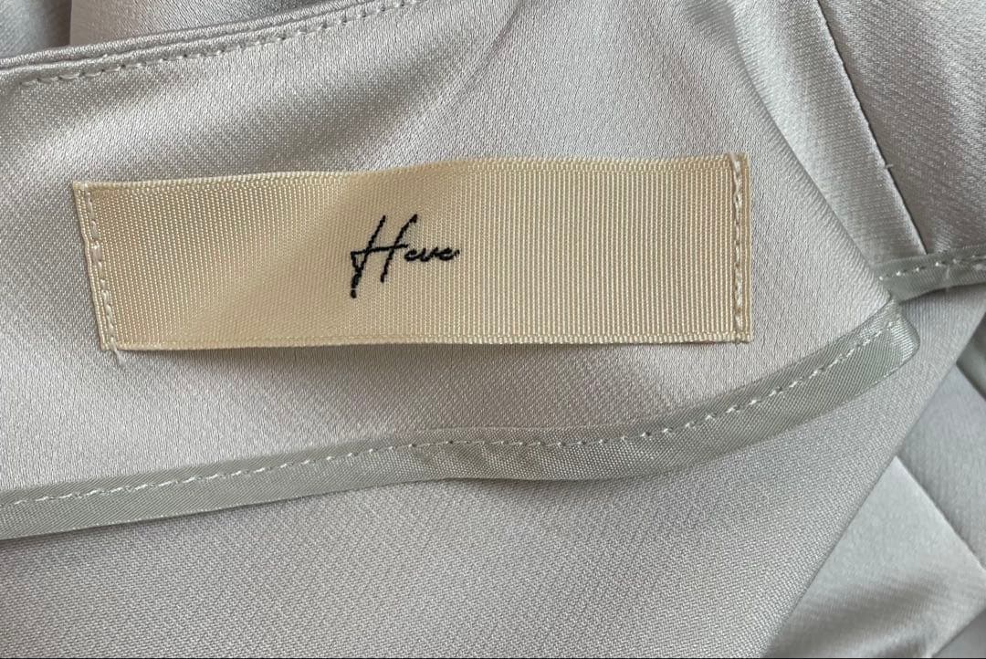 【ほぼ未使用】Heve　ヘイヴ　サテンオールインワン　グレージュ　38サイズ