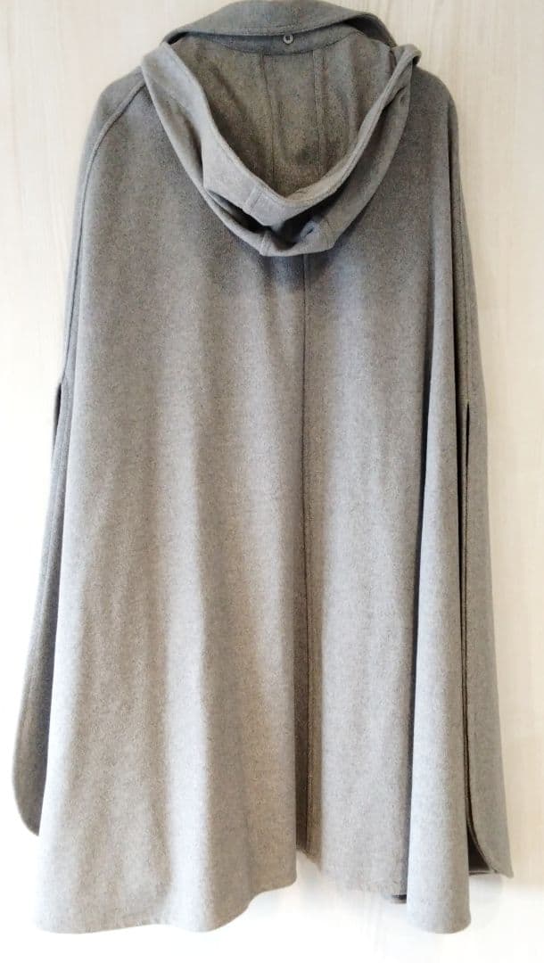 新品 タグ付き ナノユニバース ロングケープコート 38 Mサイズ グレー