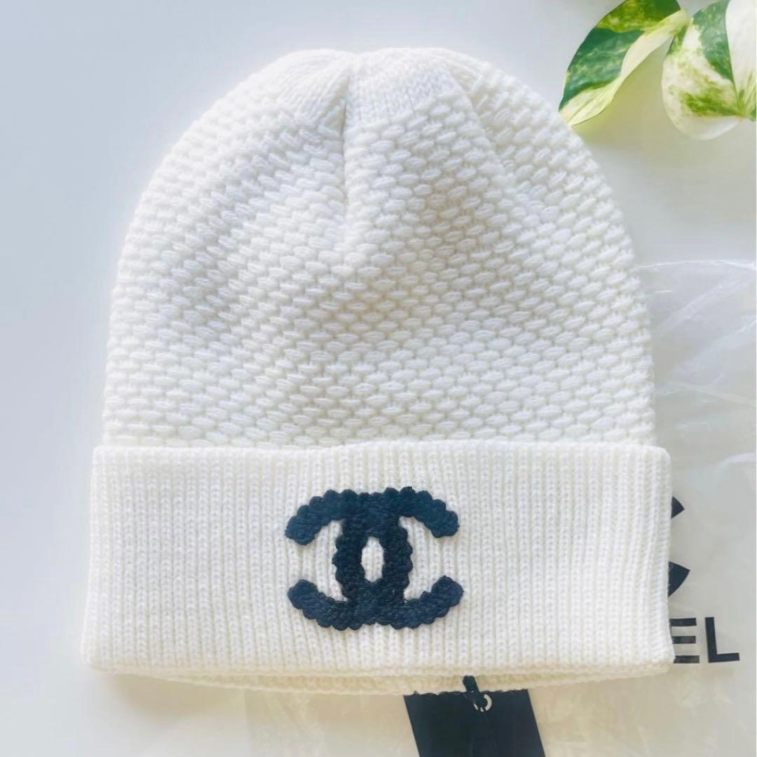 メル様　ノベルティ　白　ニット帽