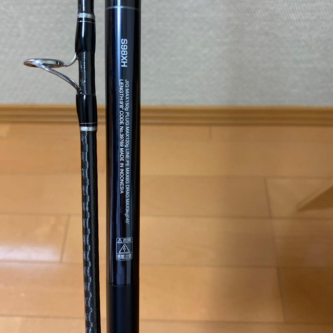 Shimano COLTSNIPER XR S98XH オフショアロッド