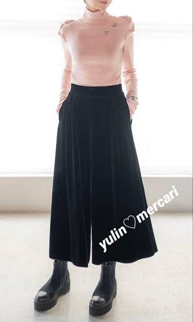 2025年♡美品♡DAISY LIN\"キューティーヒップベロアパンツⅡ\"(黒)