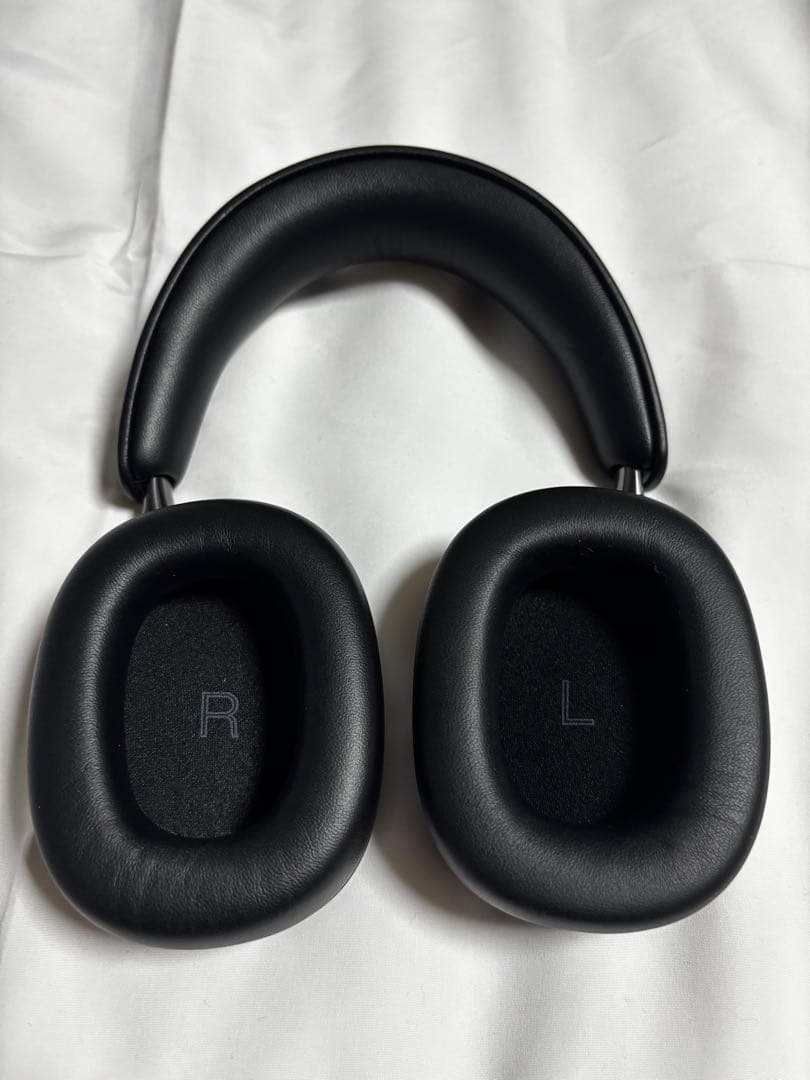 Bowers & Wilkins Px8 S2 ワイヤレスヘッドフォン