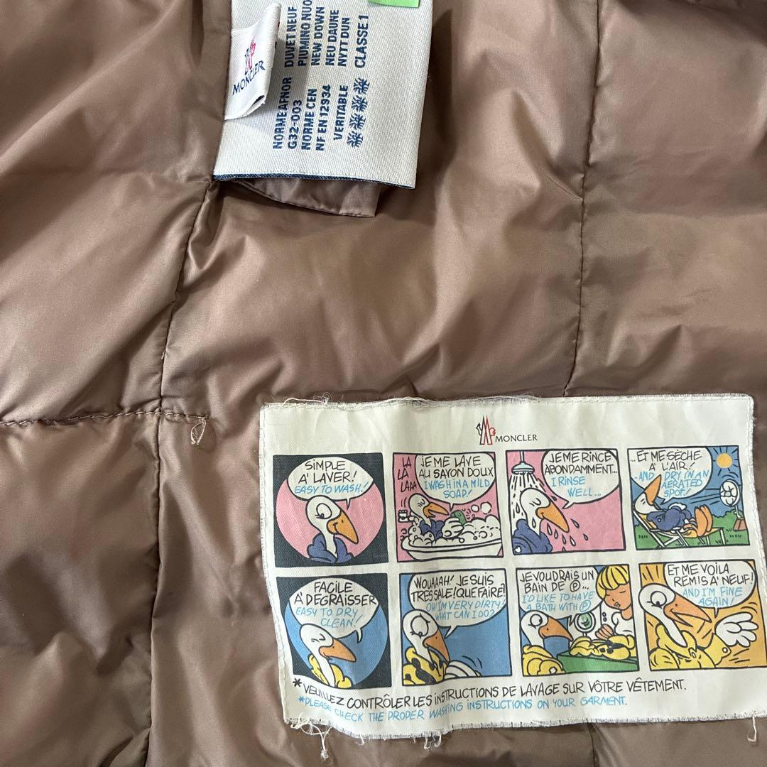 MONCLERのダウンベスト