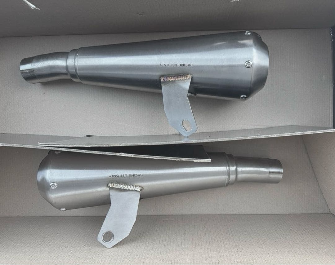 IXIL:マフラー:トライアンフ: スピードツイン1200 スリップオンマフラー