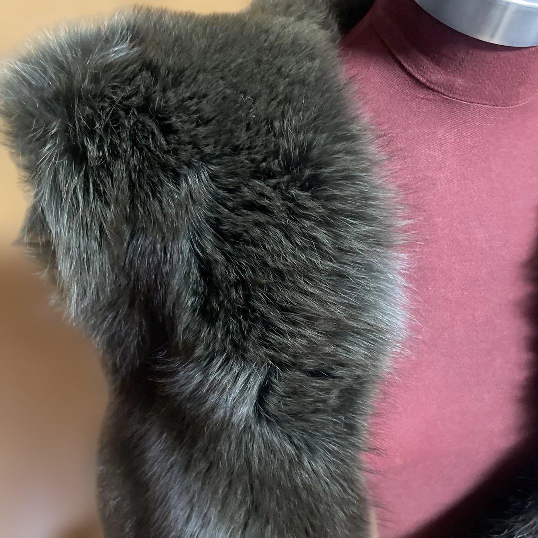 オリーブグリーン フォックスファーショートジャケット　ジレ　ベスト