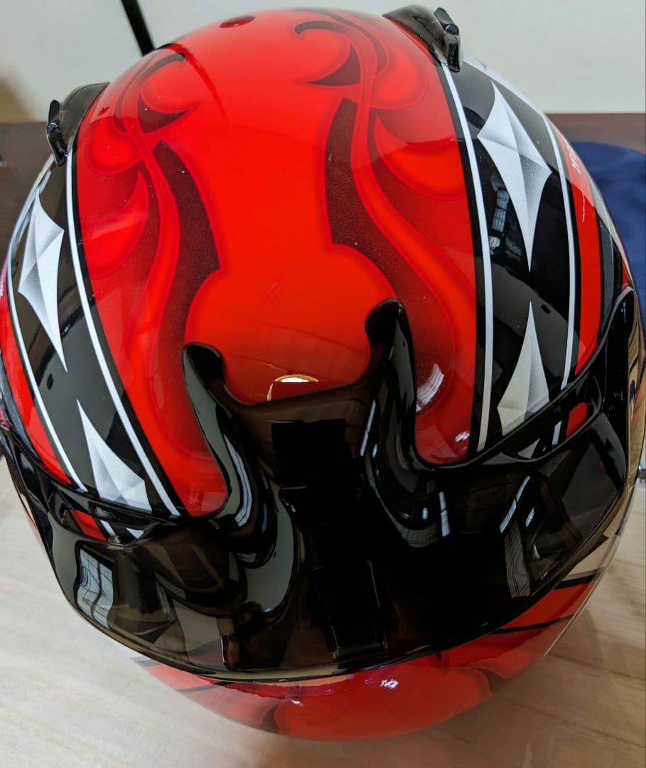 Arai フルフェイスヘルメット 赤/黒