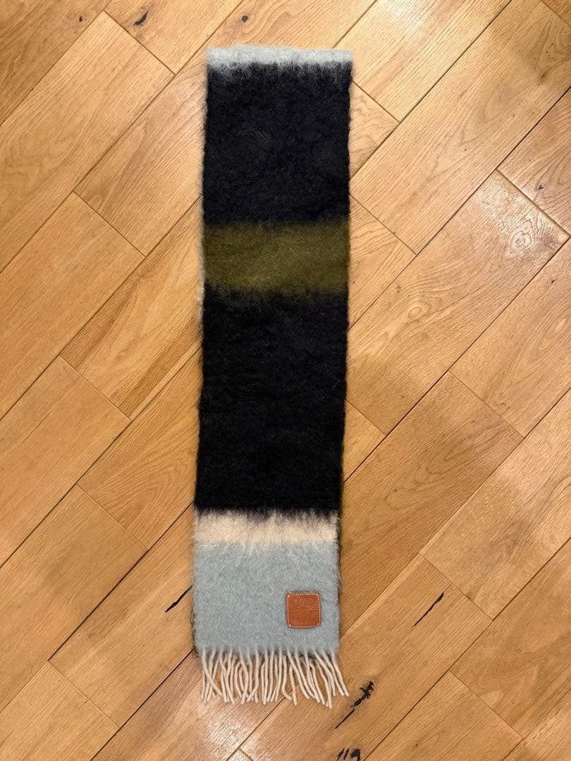 ロエベ　LOEWE マフラー　スカーフ　レディース　メンズ