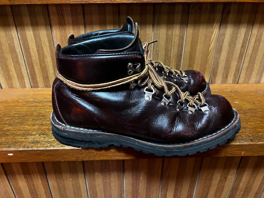 ダナー マウンテンライト