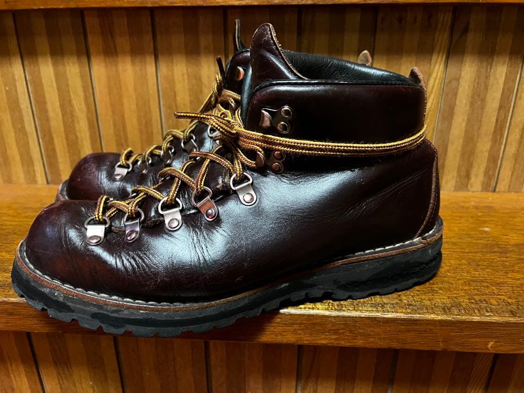 ダナー マウンテンライト