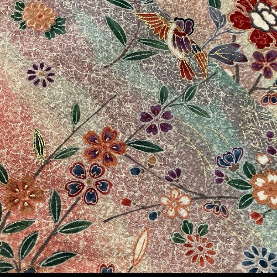 未使用　袷　 着物　小紋 正絹 手縫 しつけ糸付 金彩模様凹凸縮れ高級生地