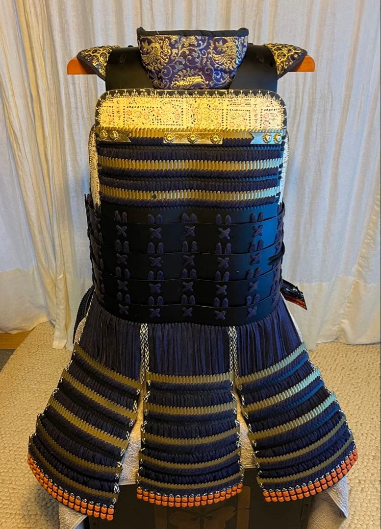 【hiro】日本甲冑 等身大 ◎胴鎧◎ 【掛紺糸威　黒胴当世具足】