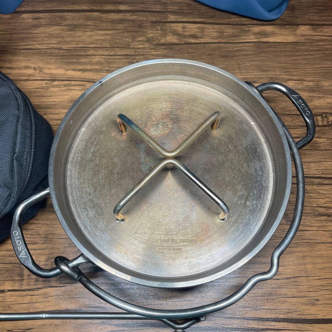 SOTO ダッチオーブン 8インチ 収納バッグ、純正リフター付き