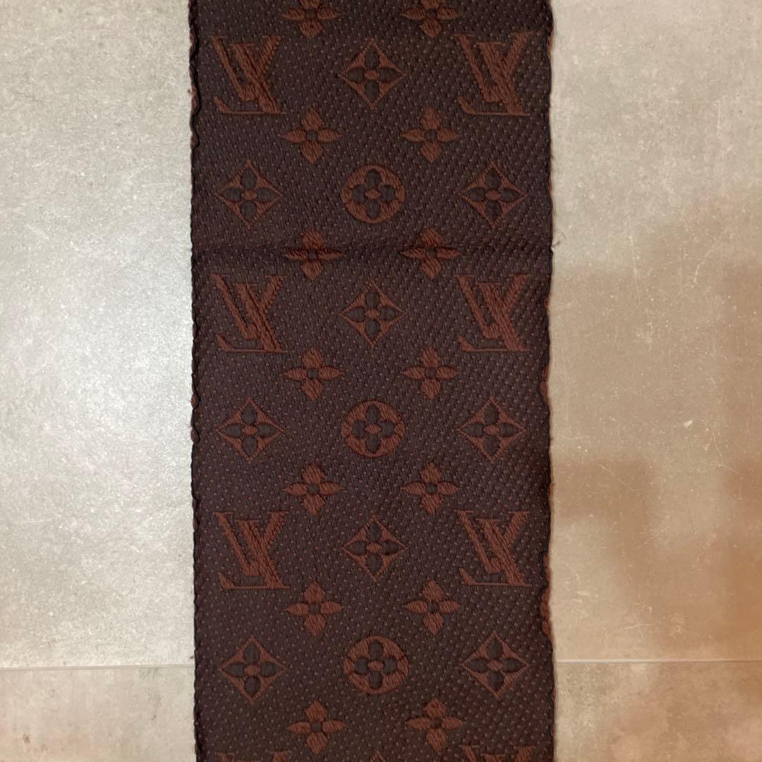 LOUIS VUITTON ルイヴィトン エシャルプ 茶色 ブラウン マフラー
