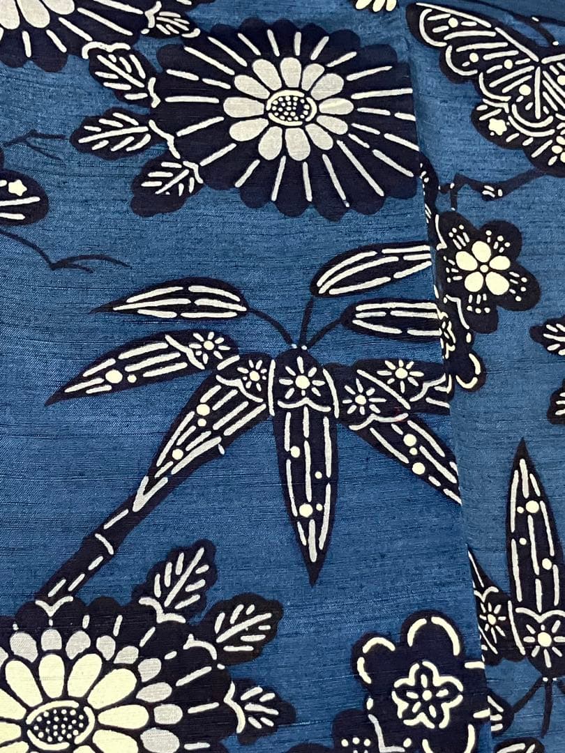 琉球藍型 琉球紅型紬 小紋 松竹梅 菊 落款 反端布 未使用 イ5835