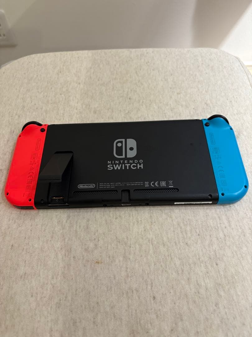 美品Nintendo Switch 本体 青/赤 Joy-Con付き