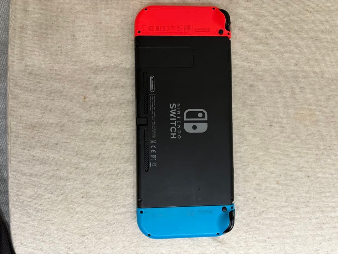 美品Nintendo Switch 本体 青/赤 Joy-Con付き