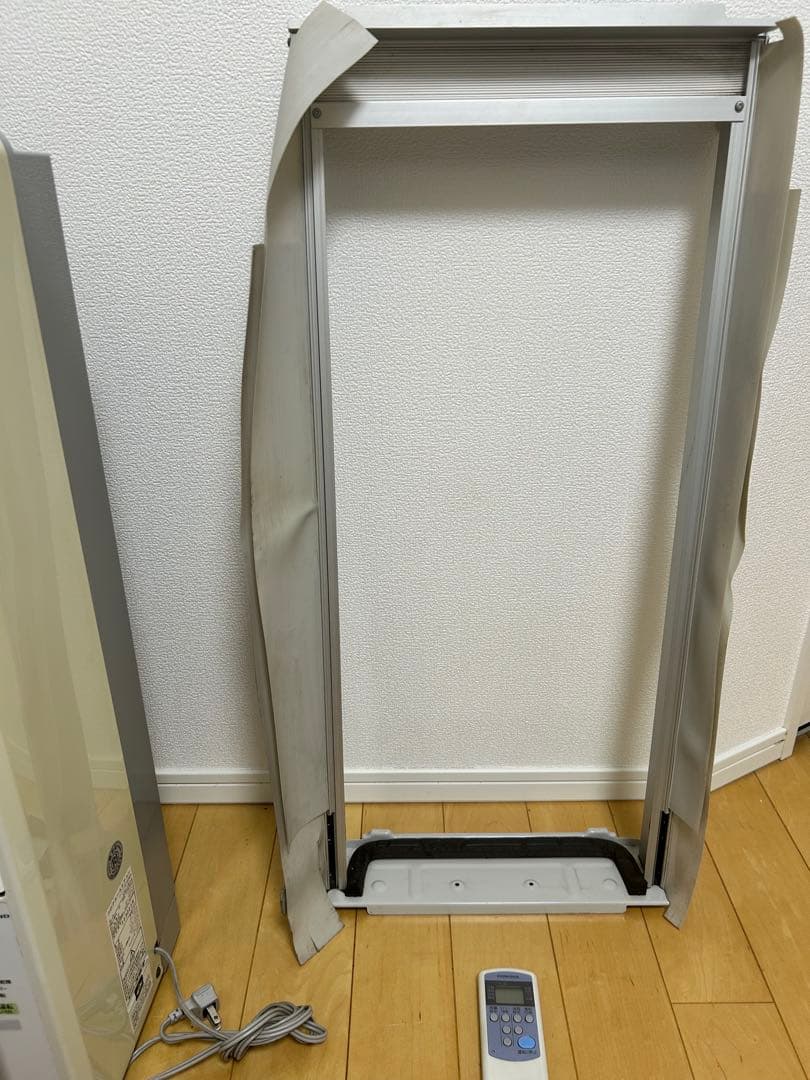 コロナCORONA 窓用エアコン CW-1611 2011年製