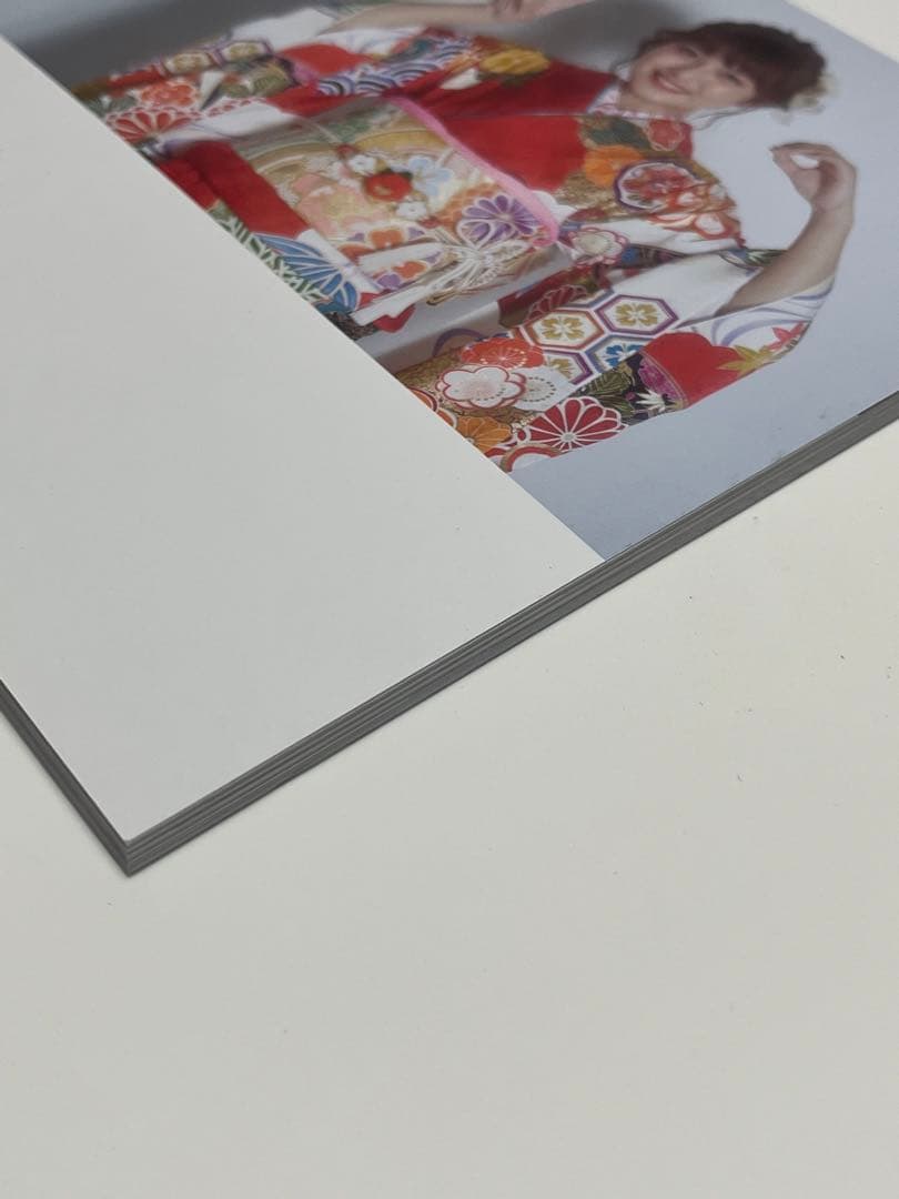 初版　あみち。1st写真集 : はたちのあみち。