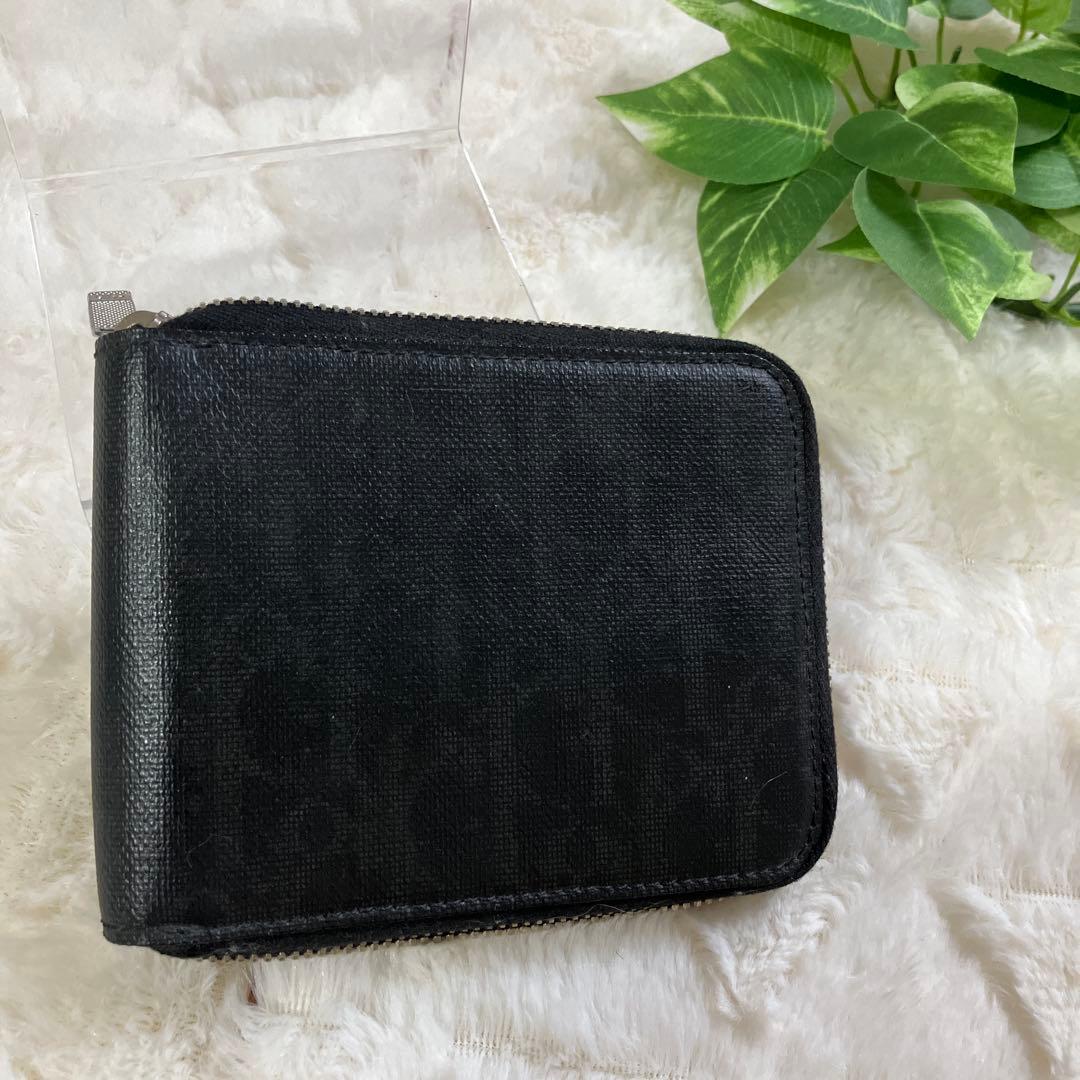 【極美品】Dior ラウンドファスナー財布 ブラック×シルバー ストライプ