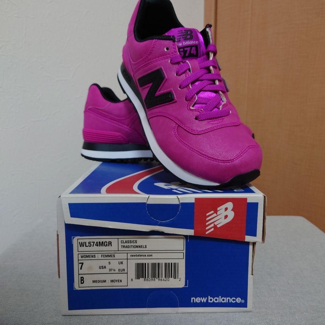 靴 New Balance WL574