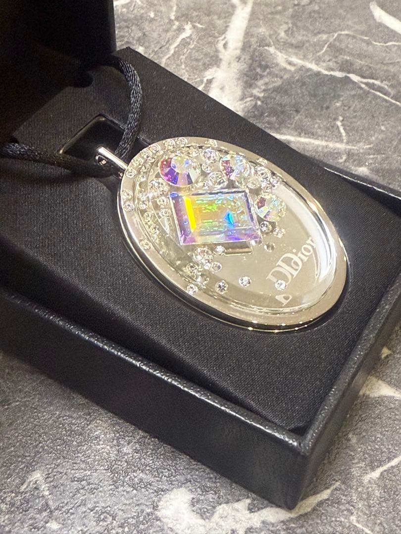 【希少】Dior リップグロス ペンダントスワロフスキー 箱ケース付き　未使用