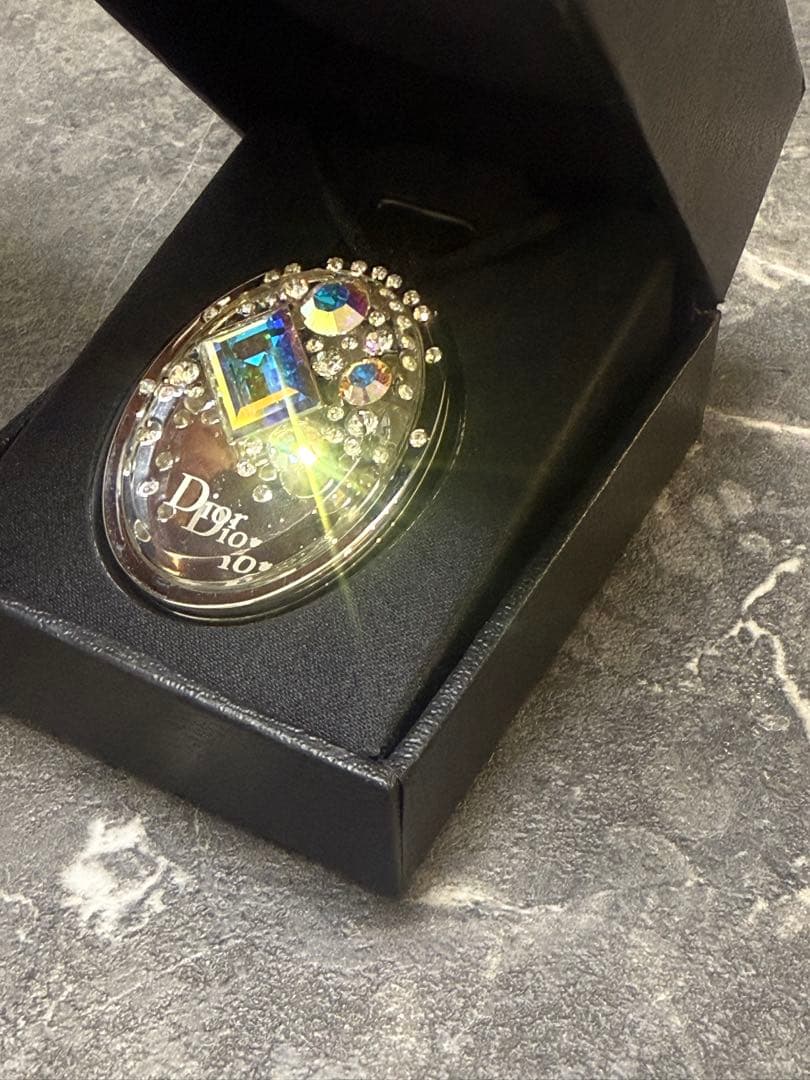 【希少】Dior リップグロス ペンダントスワロフスキー 箱ケース付き　未使用