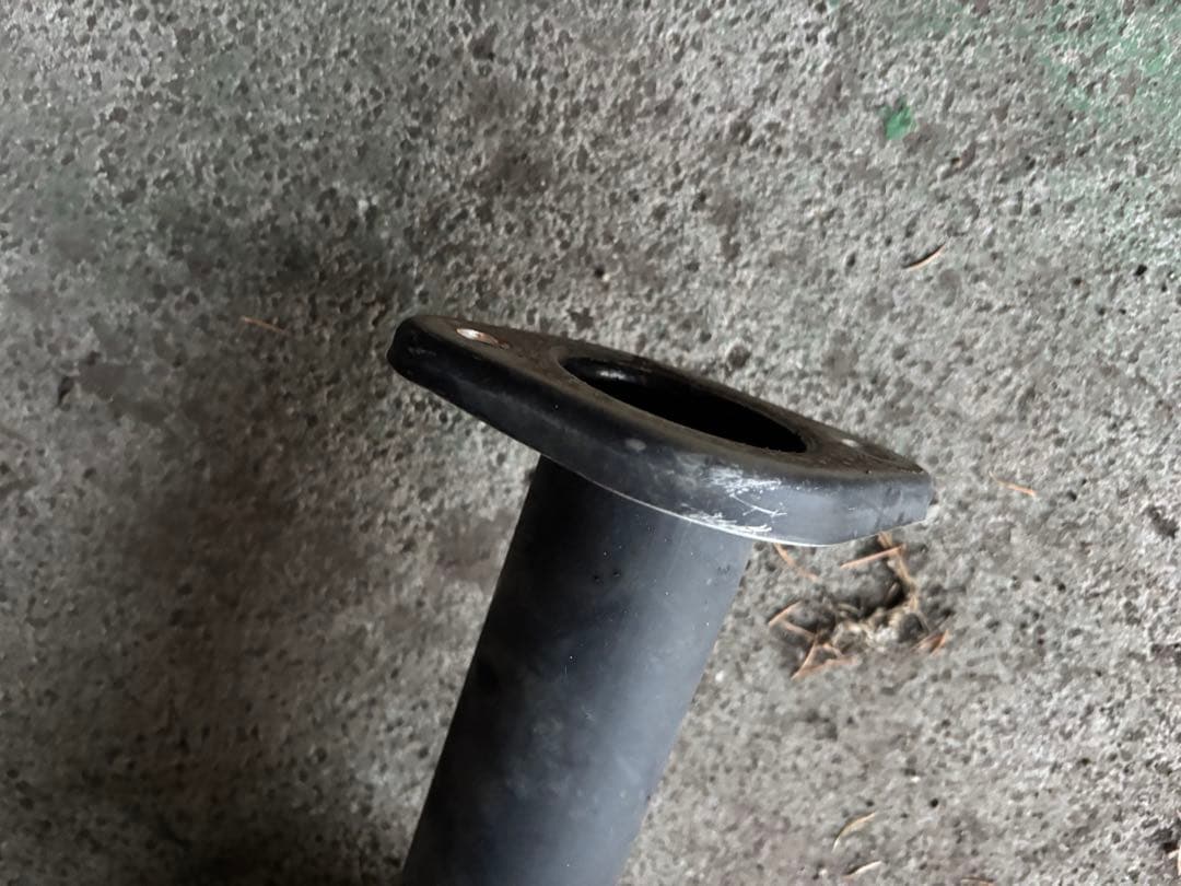 TRDスポーツマフラー 4本出し レクサスNX