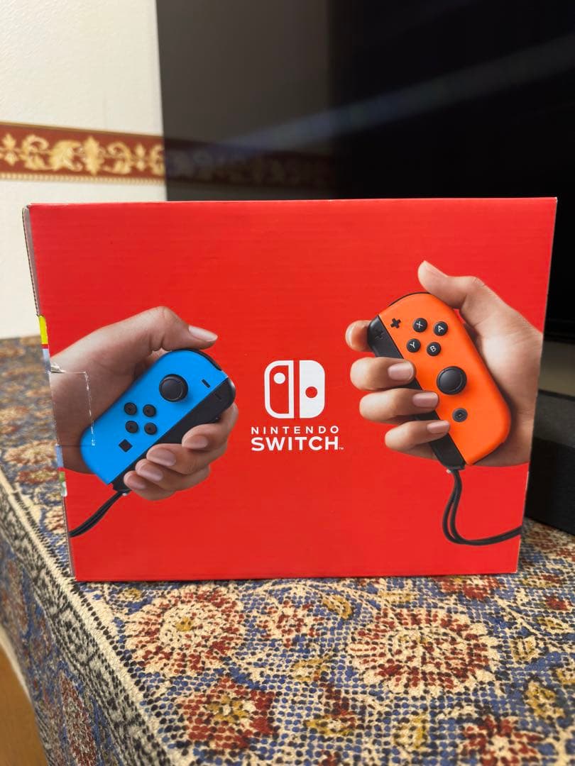ニンテンドースイッチネオンブルーネオンレッド本体