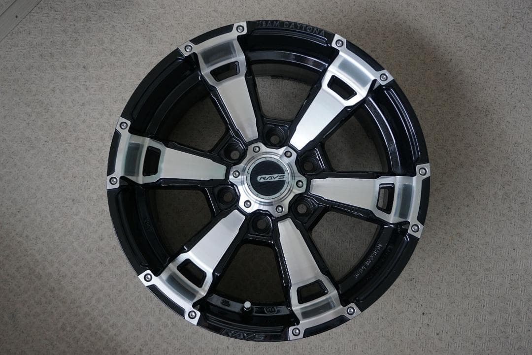 RAYS DAYTONA FDX-G6　17インチ 4本セット 送料込み