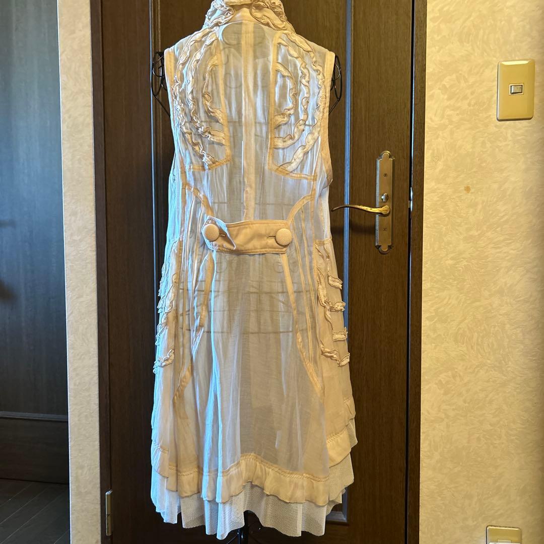 エイコ コンドウ ジレ