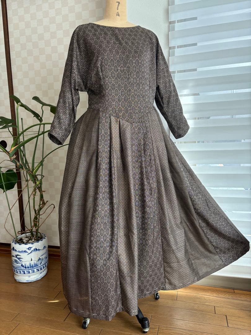 本場村山大島紬いろいろ繋ぎ大人可愛いロングワンピースに