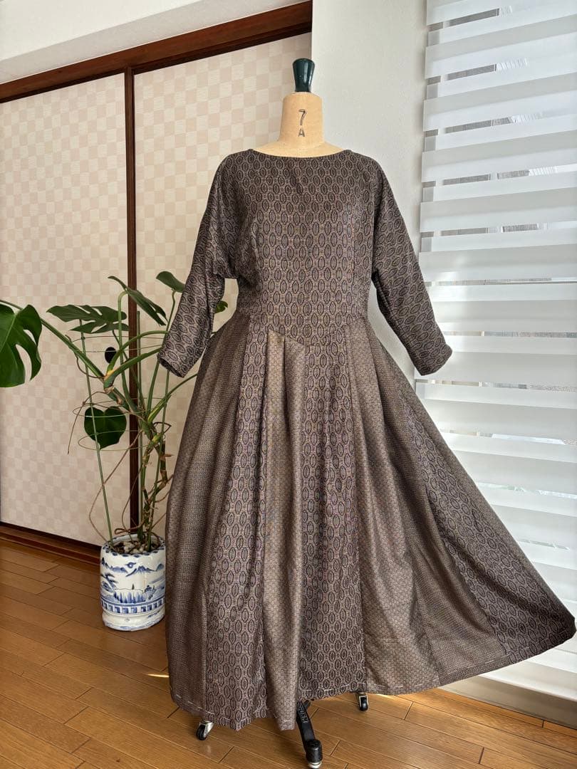 本場村山大島紬いろいろ繋ぎ大人可愛いロングワンピースに