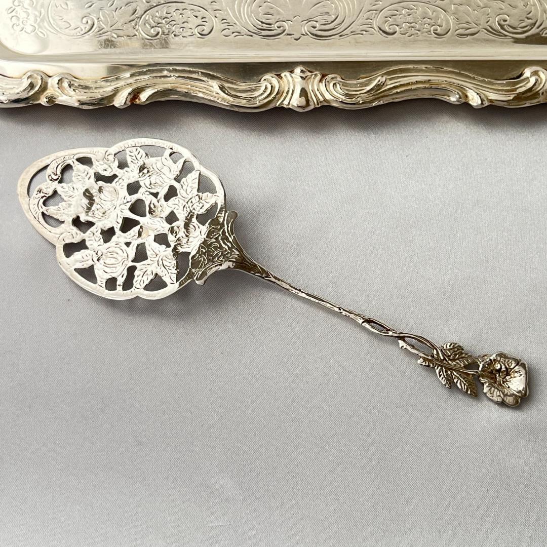 【Christoph Bach】 薔薇の透かしのケーキサーバー【純銀】