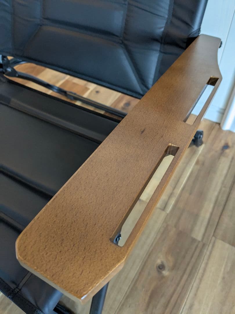 アッソブ ローバーチェア　マルチクッション、サイドテーブル、収納バッグ付き