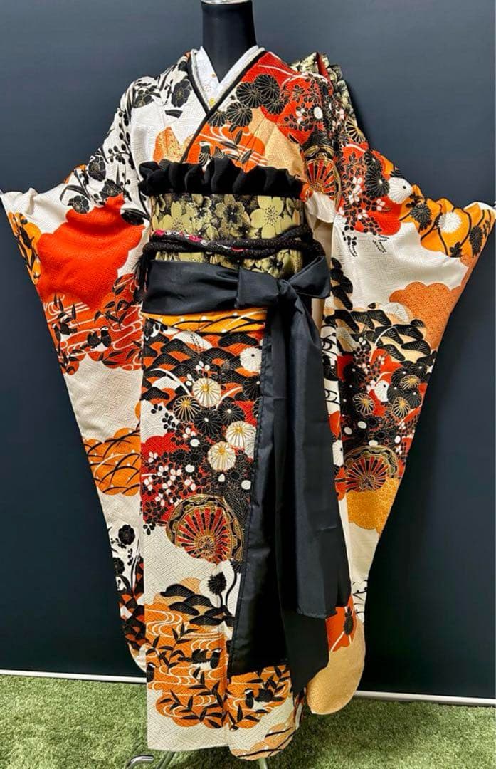 レトロモダン　オレンジ小町　豪華成人式振袖８点フルセット　正絹　髪飾り・ピアス付