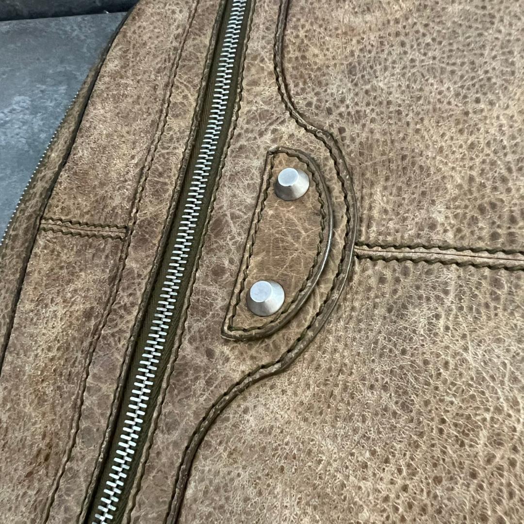 ⭐️BALENCIAGA⭐️バレンシアガ クーリエ エディターズバッグ レザー