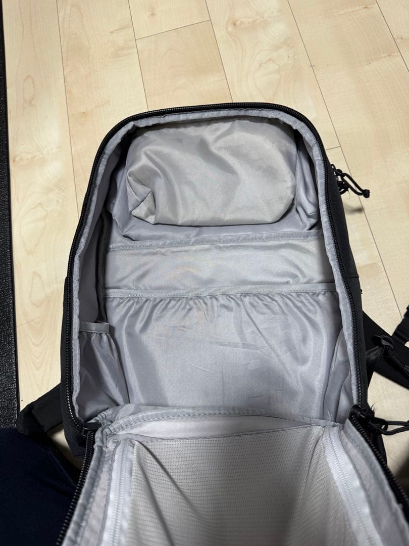 バッグ MNL City Pack 21L