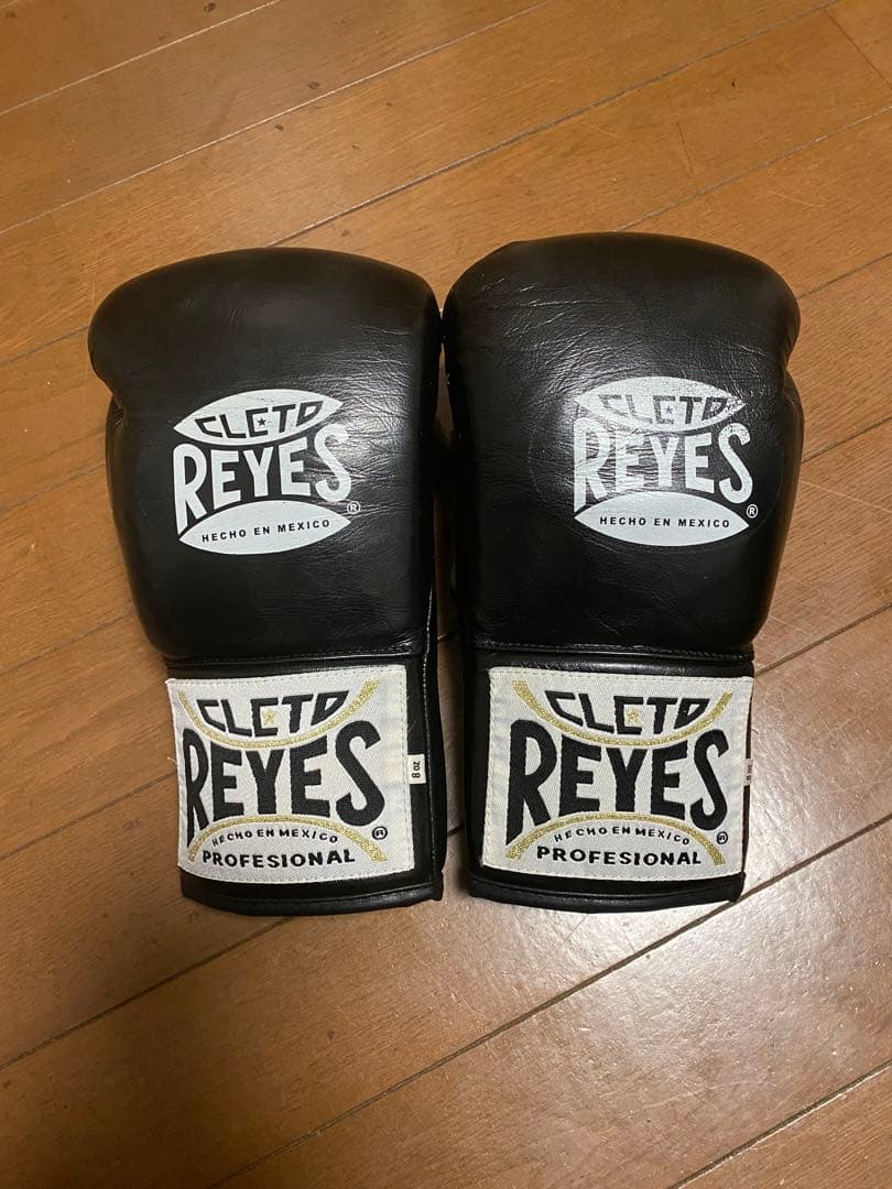 CLETO REYES プロ用ボクシンググローブ 8oz