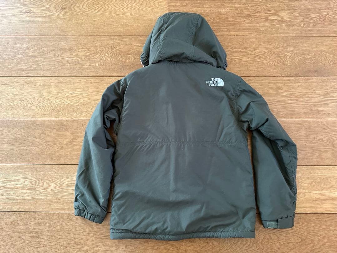 美品！ノースフェイス　コンパクトノマドジャケット140 カーキ