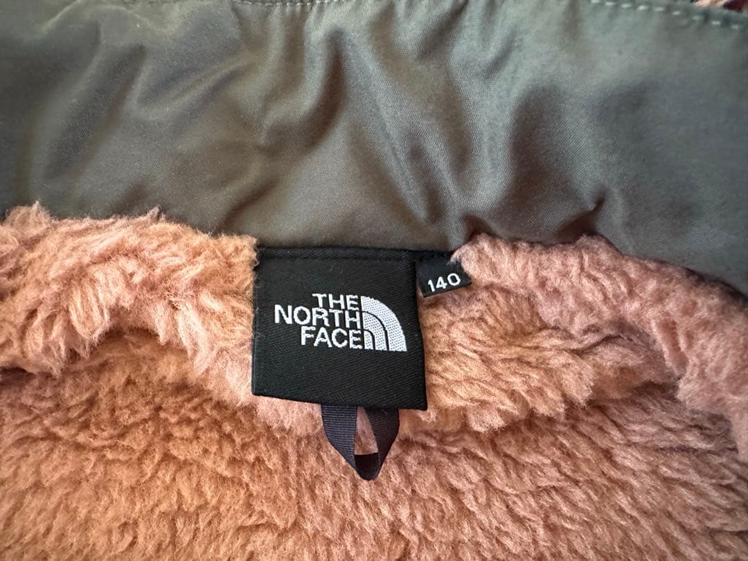 美品！ノースフェイス　コンパクトノマドジャケット140 カーキ