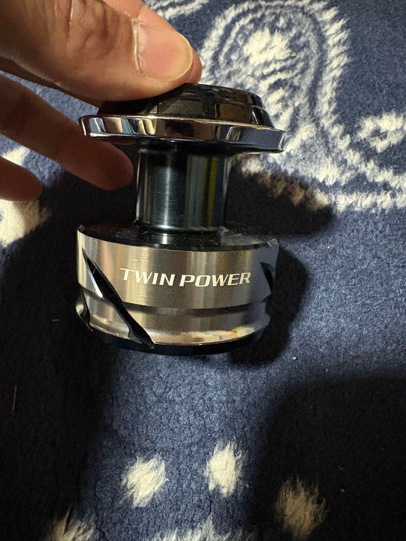 TWIN POWER sw8000hgスプール