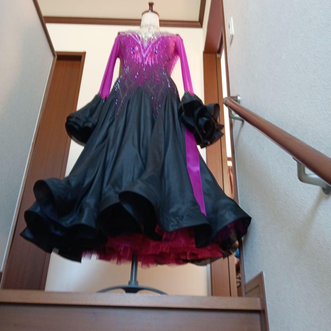 社交ダンススタンダードドレス （M〜Ｌサイズ）ピンクと黒グラデーション