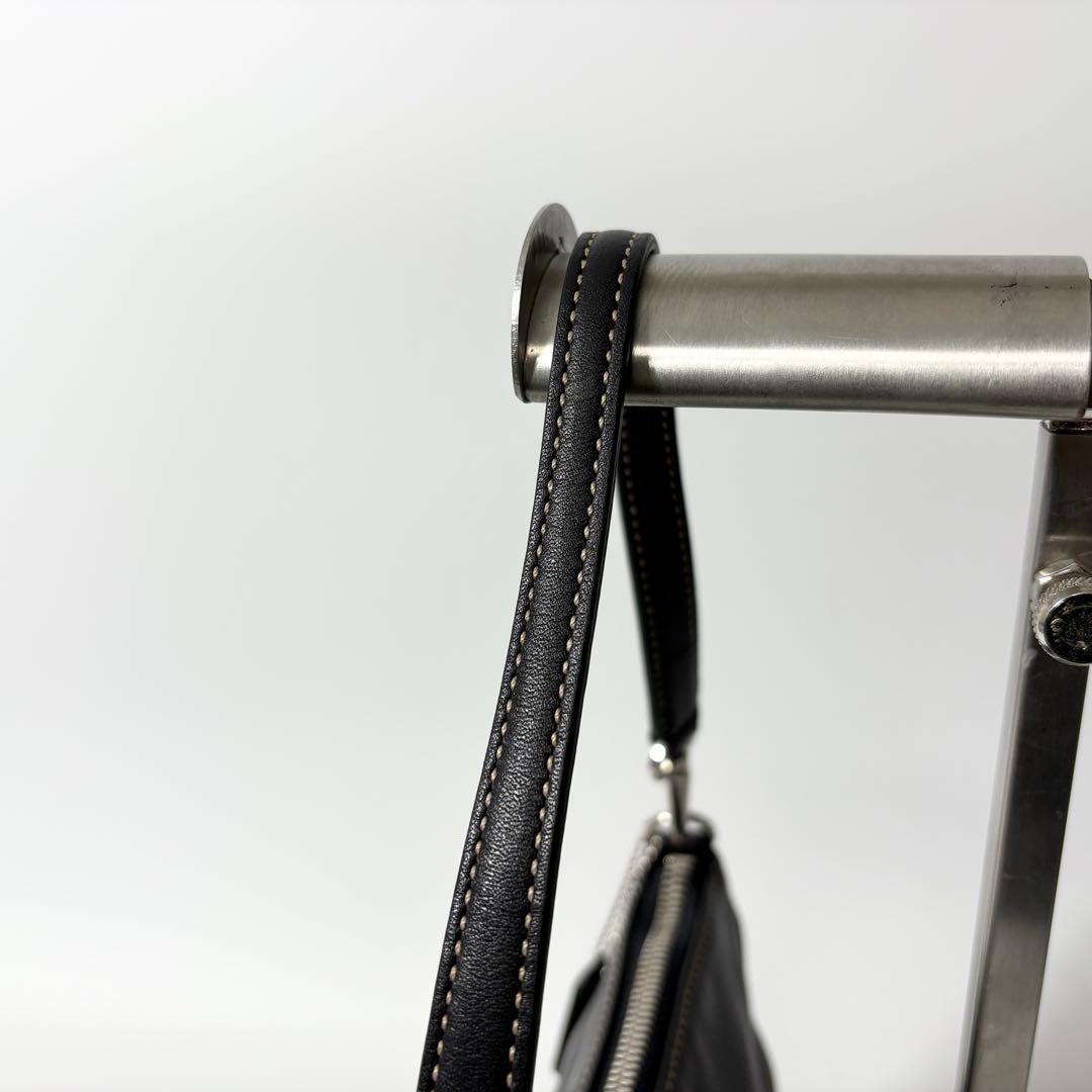 コーチ　COACH ワンショルダーバッグ アクセサリーポーチ レザー y2k.