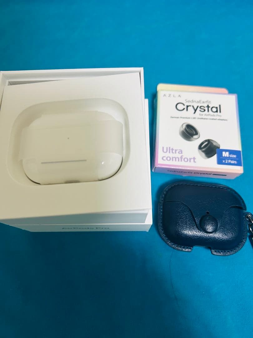 AirPods Pro 2本体 充電ケース付き➕オマケ2つ