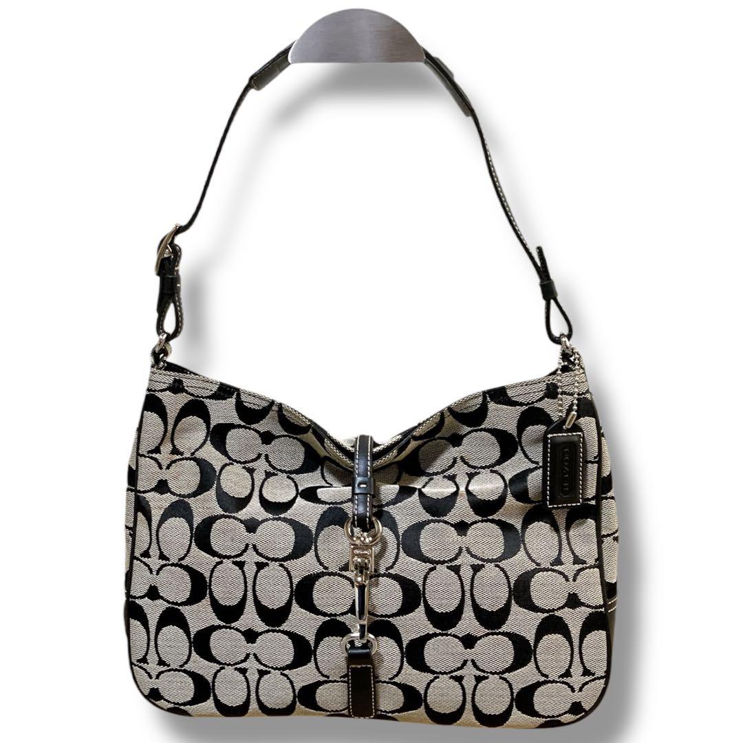 コーチ シグネチャー 肩掛け可 アクセサリーポーチ ワンショルダーバッグ 黒