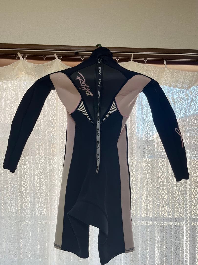 ROXY(ロキシー) 2mmロングスプリング レディースMLサイズ(試着のみ)