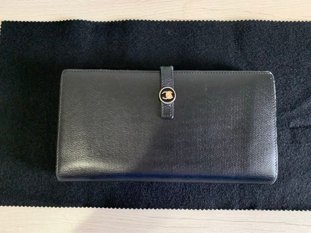 で*ん様 CHANEL ココボタン 長財布