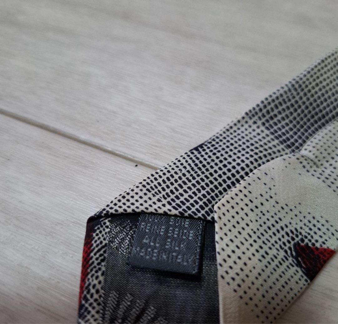 フォルナセッティ　ネクタイ　リップ　唇　fornasetti