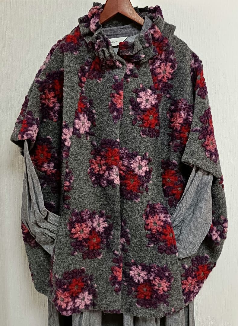 Akiakane 　アキアカネ✩ポンチョコート