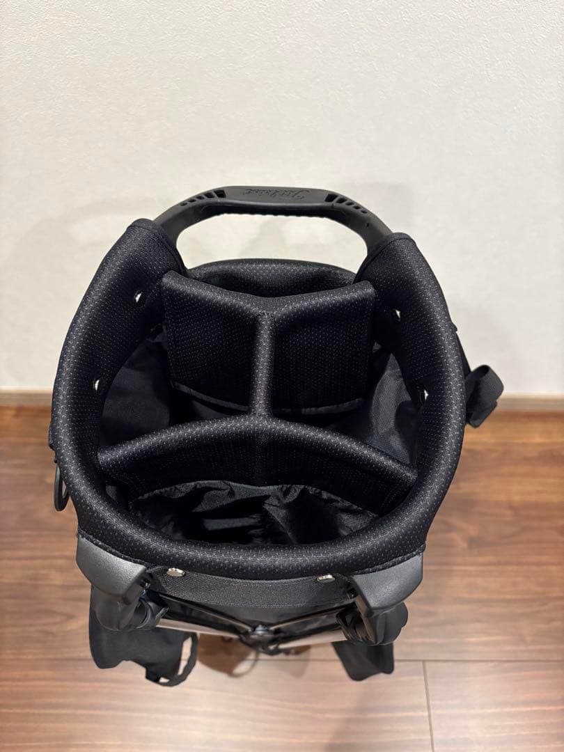 美品　Titleist スタンドバッグ プレーヤーズ4 ブラック